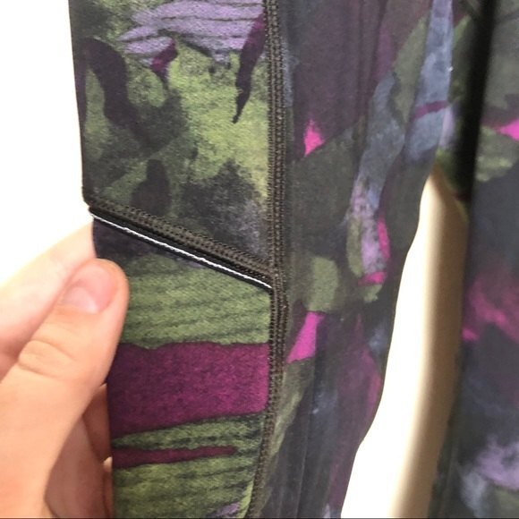 Lululemon Speed Up Tight - Aura Dark Chrome Multi Size 6 - Picture 7 of 13